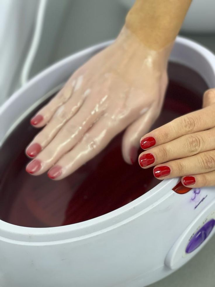 Karlita Nails Spa nail photo 5
