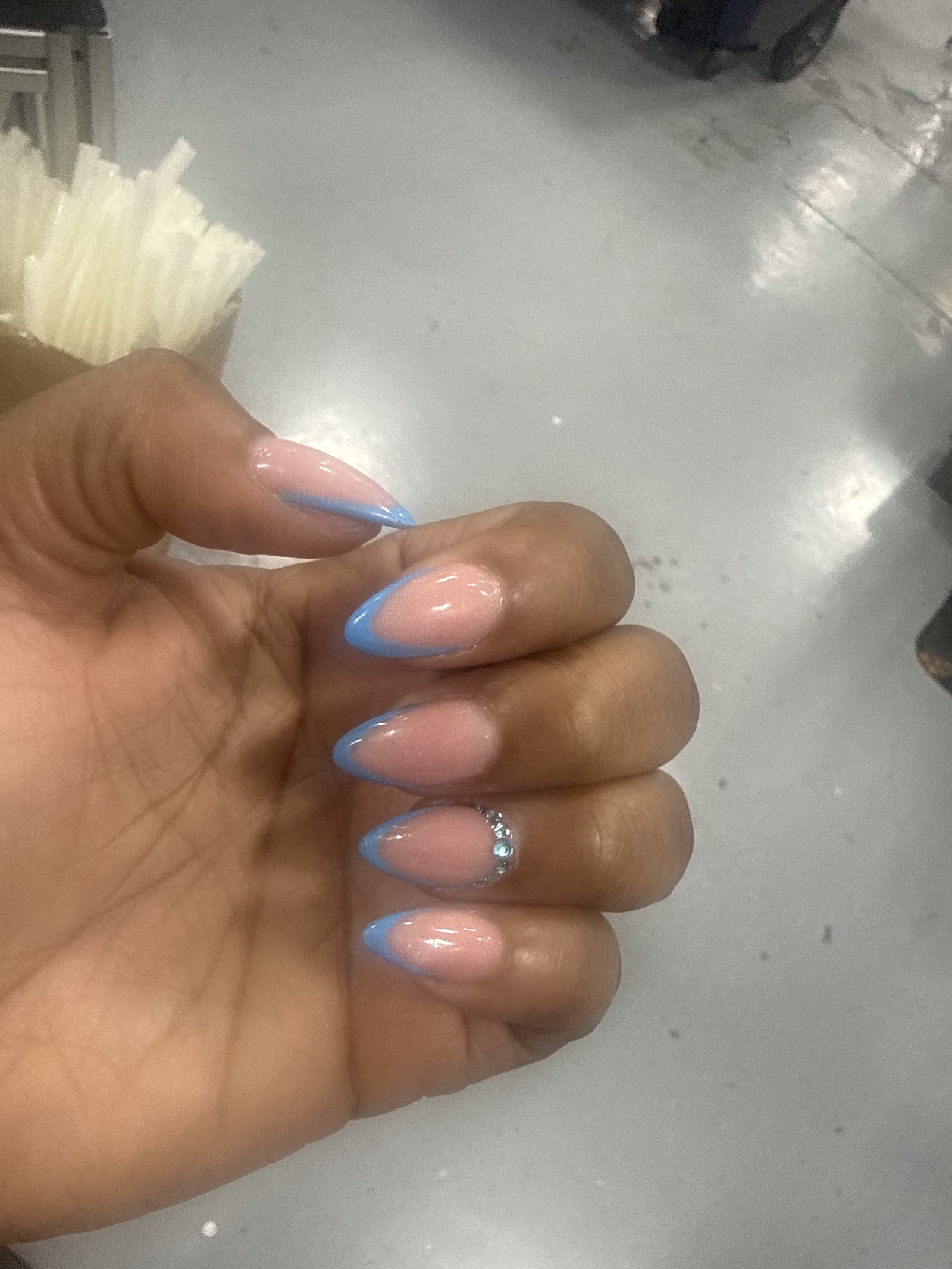 Karlita Nails Spa nail photo 6